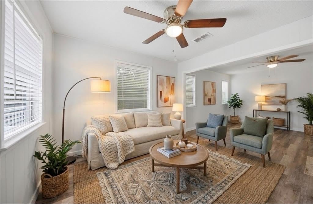 9481 Lake Forest Circle – photo 5