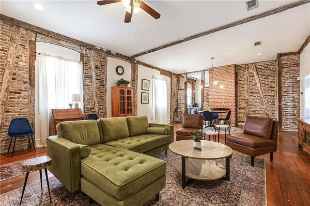 536 Jackson Avenue – photo 2