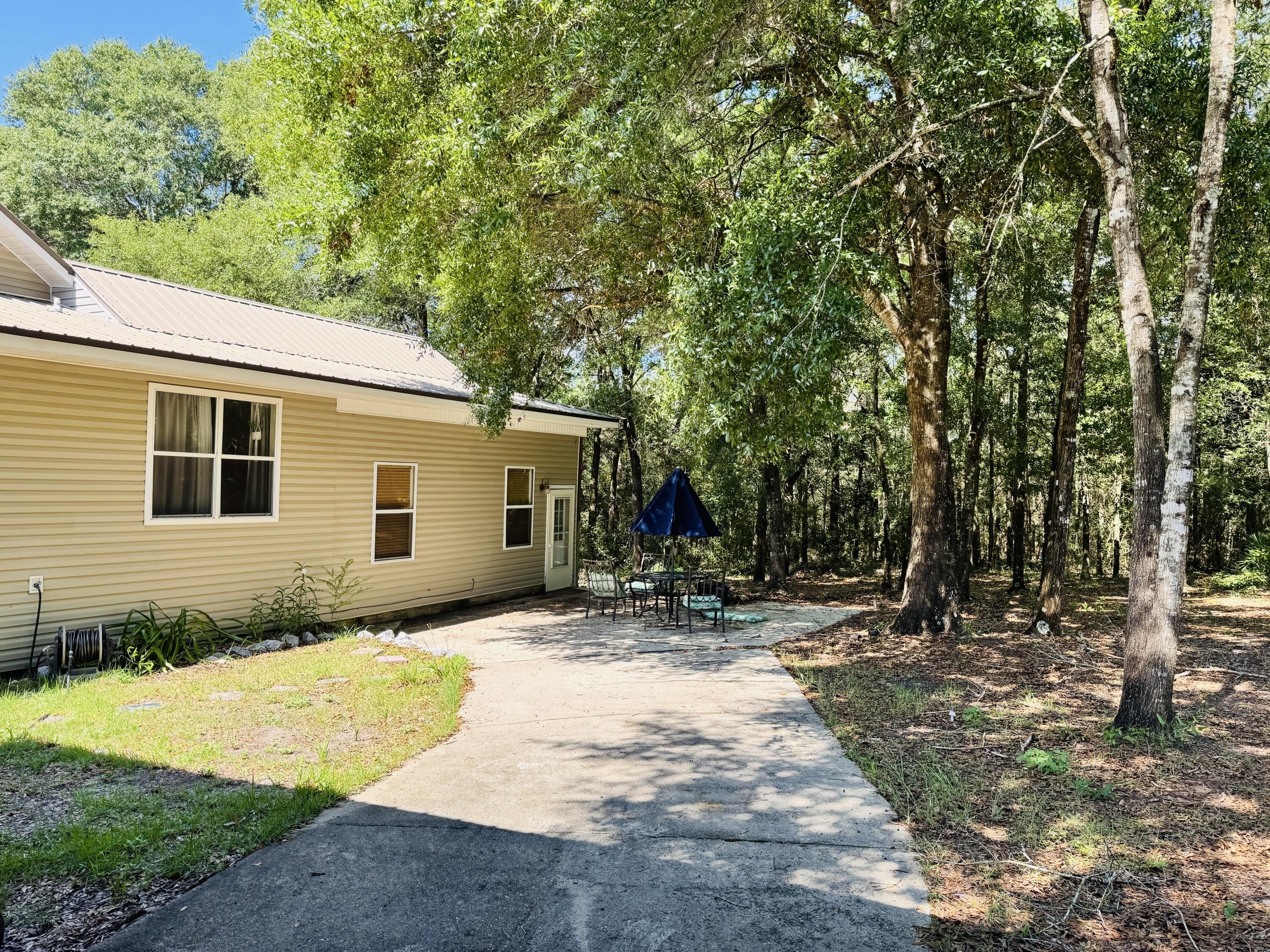 480 Country Club Drive – photo 3