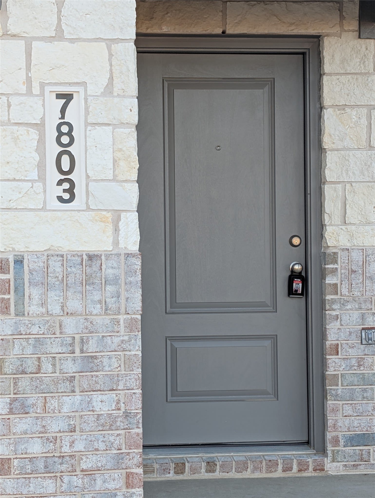 7803 Bent Gale Road – photo 3
