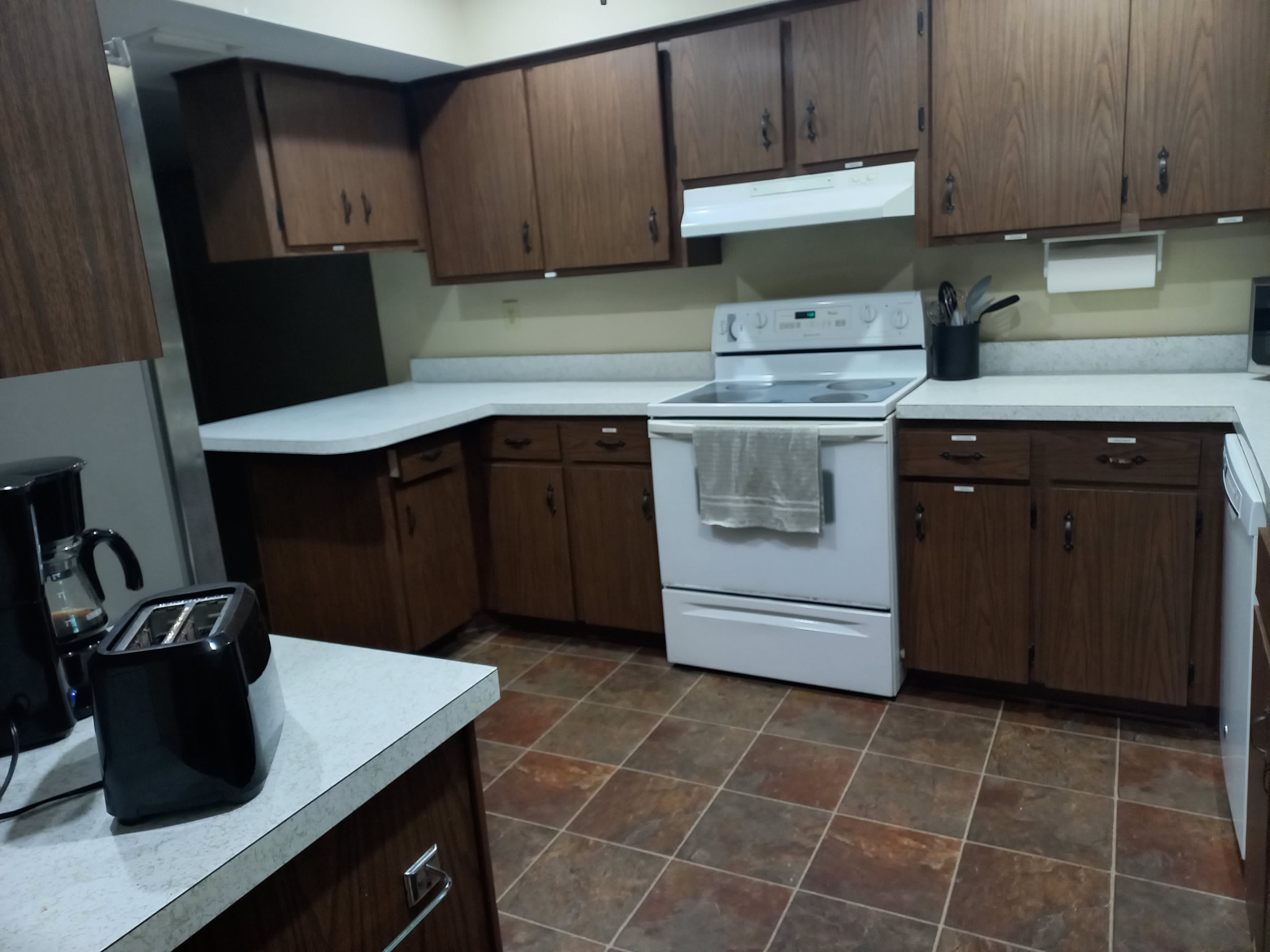 517 Queens Loop North – photo 4
