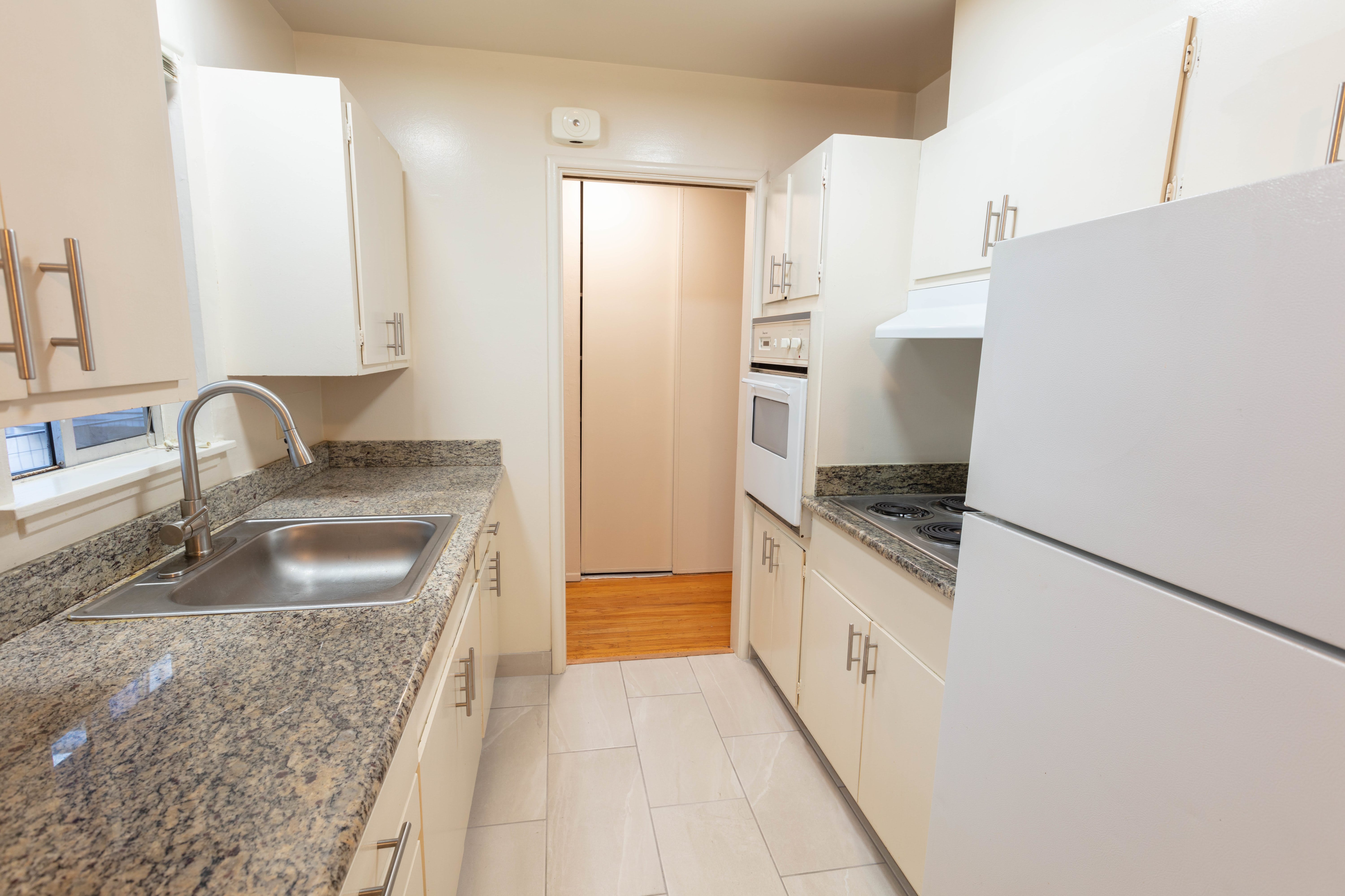 1540 Jackson Street – photo 5
