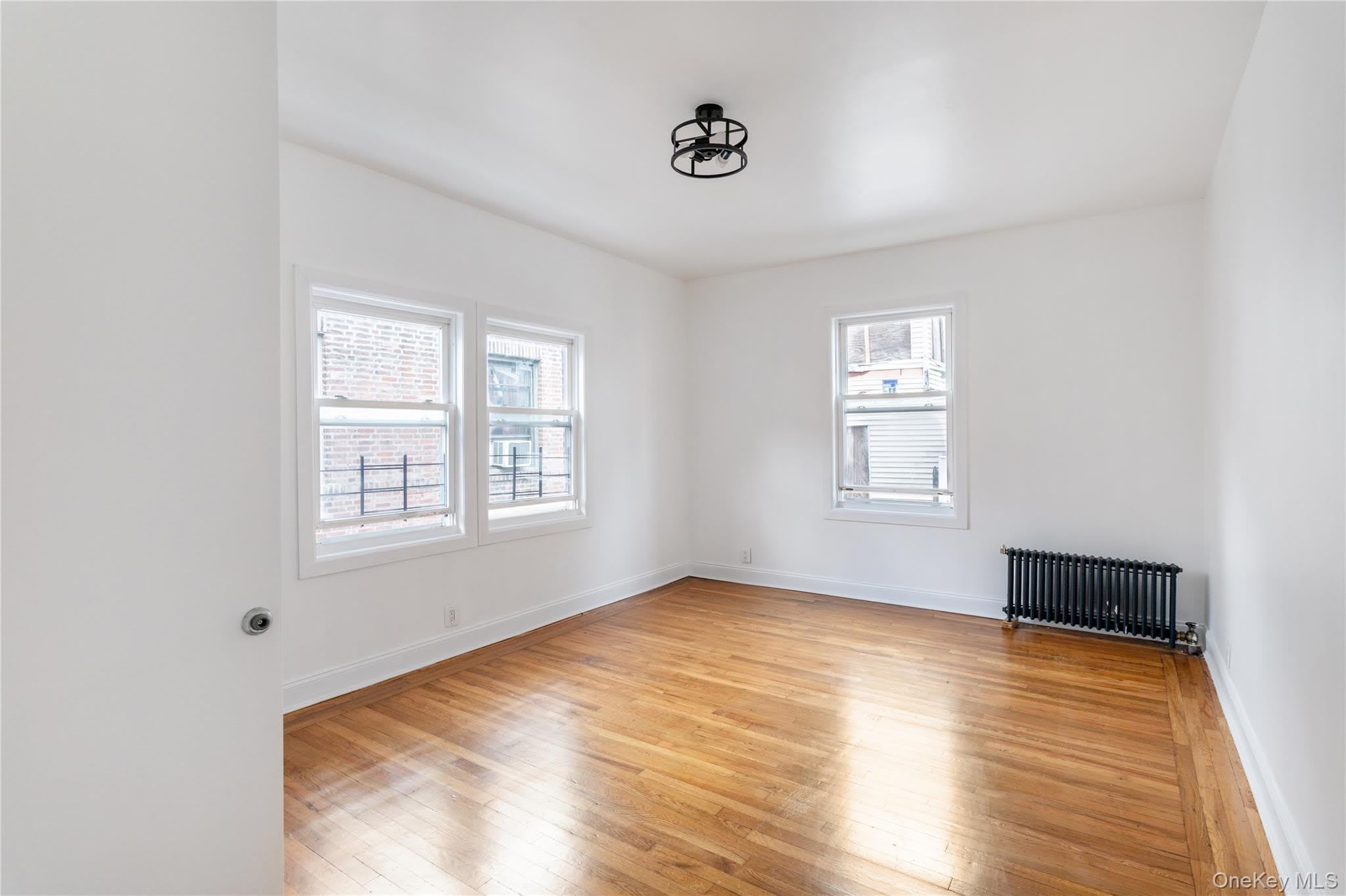 52 Adrian Avenue – photo 5