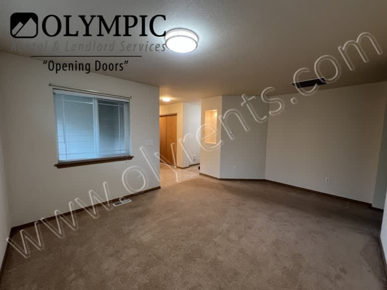 8016 Kenton Ln Se – photo 5