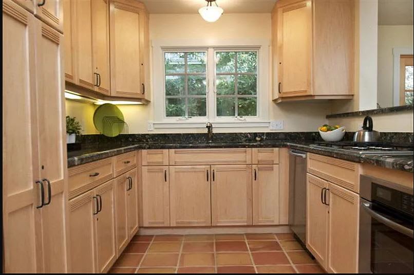 306 1St Street East – photo 4
