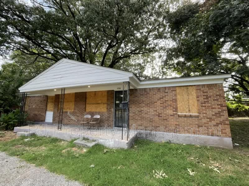 1766 Cincinnati Rd – photo 2
