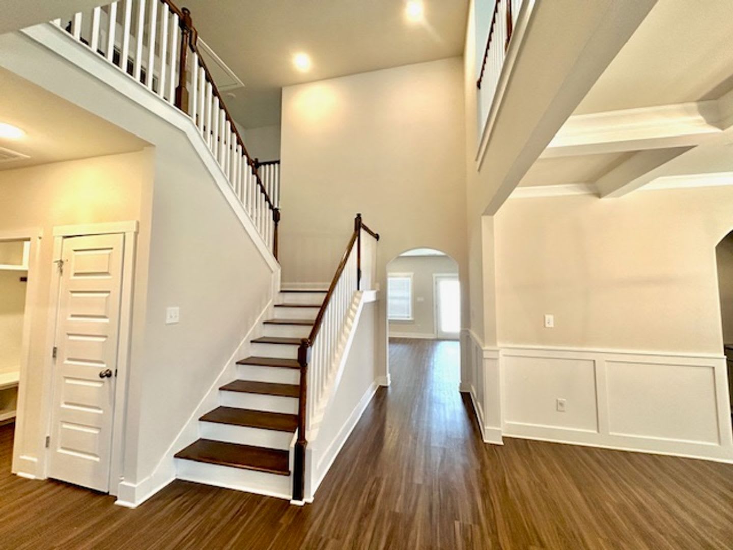 Beautifully maintained 5-bedroom, 3.5-bath! Photos being added soon. – photo 4