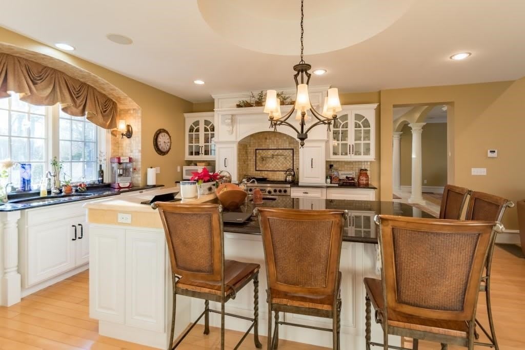 221 South Road – photo 4