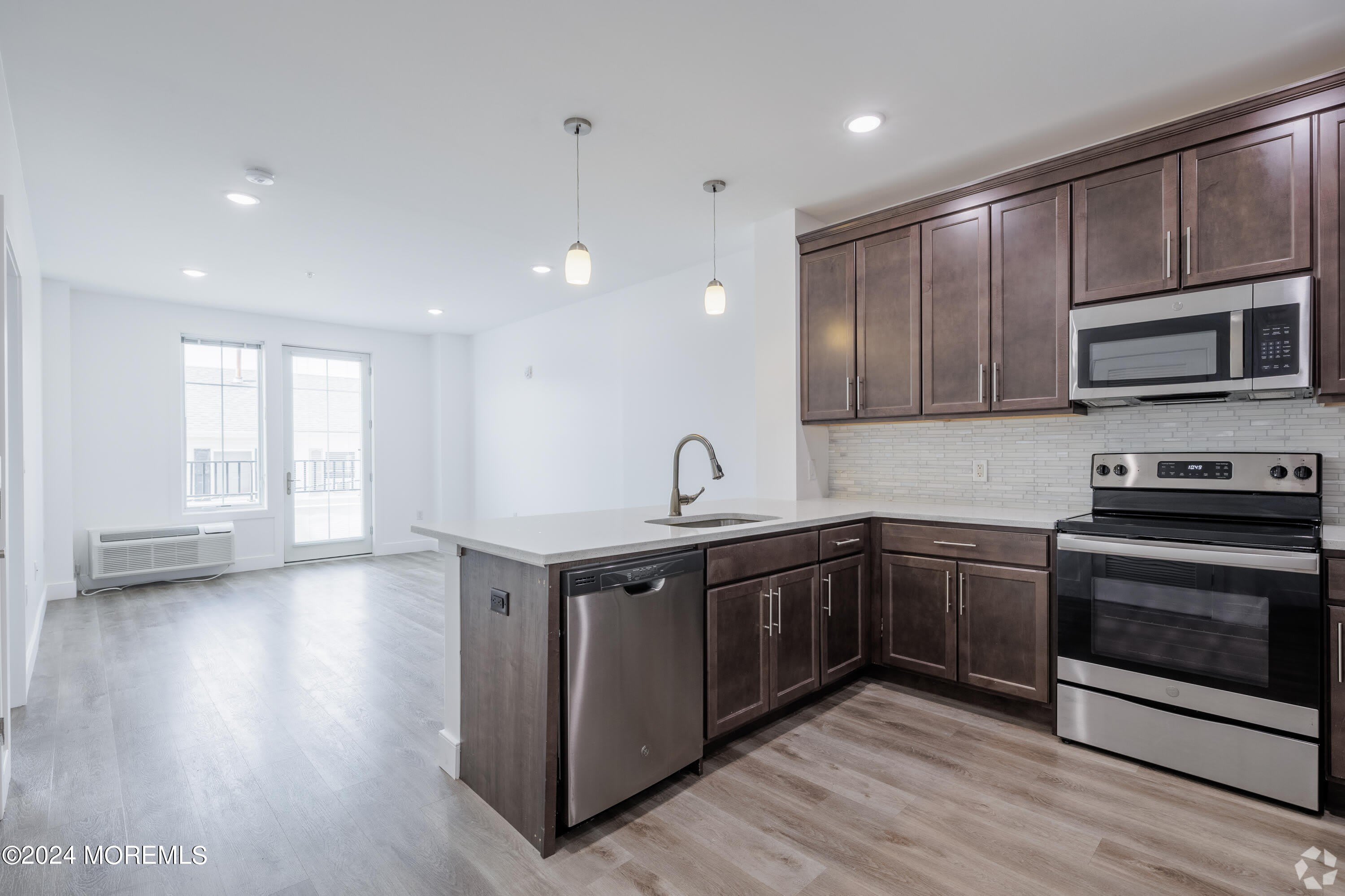 126 Main Street – photo 3