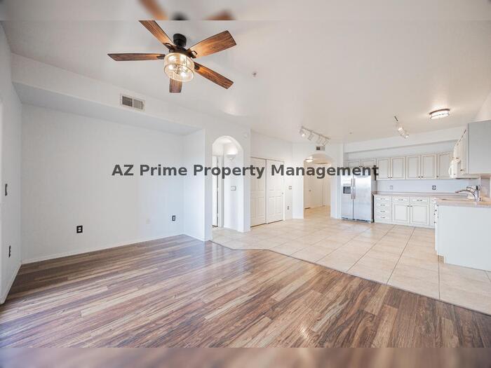 920 East Devonshire Avenue – photo 3