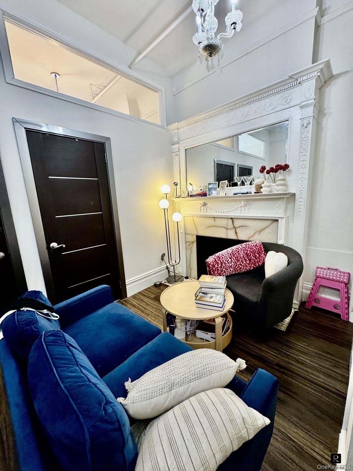 321 W 89th Street – photo 2