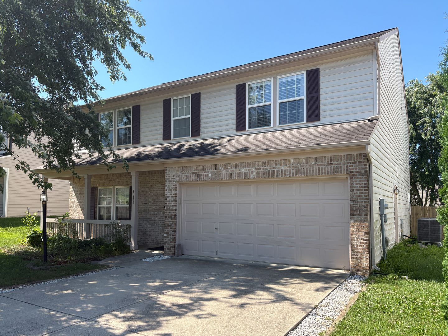 Fully Furnished 4 Bedroom Home With A Stocked Kitchen Fenced Yard And 2 Car Garage – photo 1
