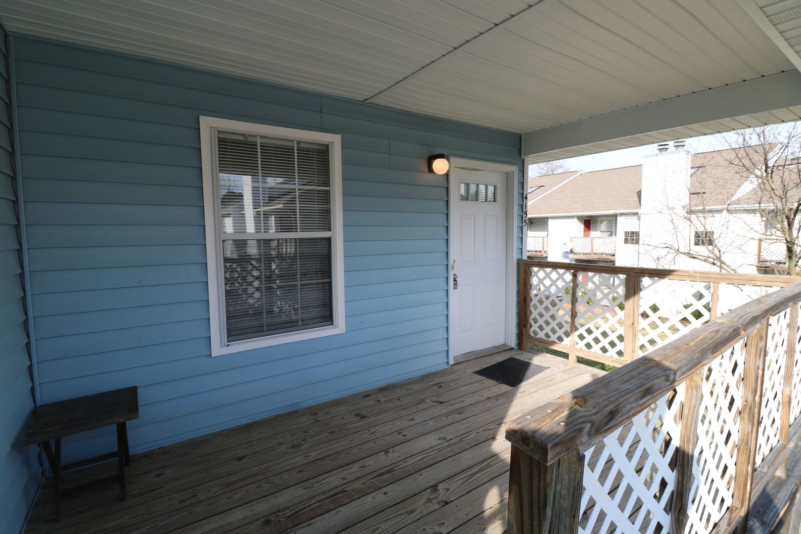 2 bedroom 1 bath condo near Town Center in Virginia Beach! – photo 2