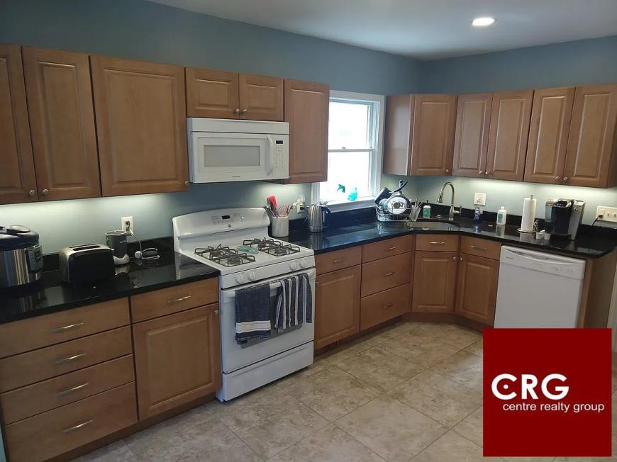 71 Simpson Ave. – photo 5