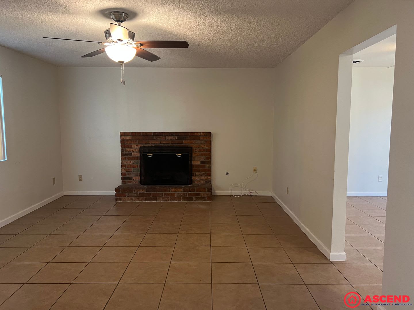 Charming 3-Bedroom Home with Spacious Layout in Northeast Bakersfield – photo 2