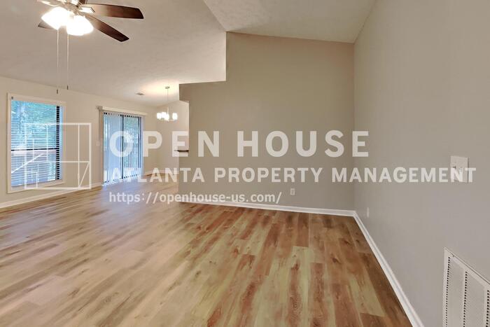3433 Appling Court Northwest – photo 4