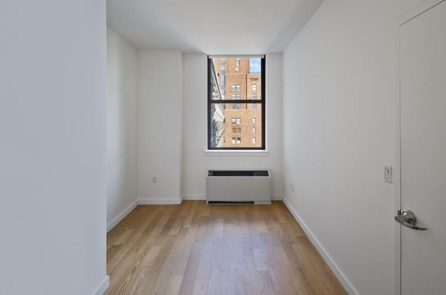 17 Battery Place – photo 2