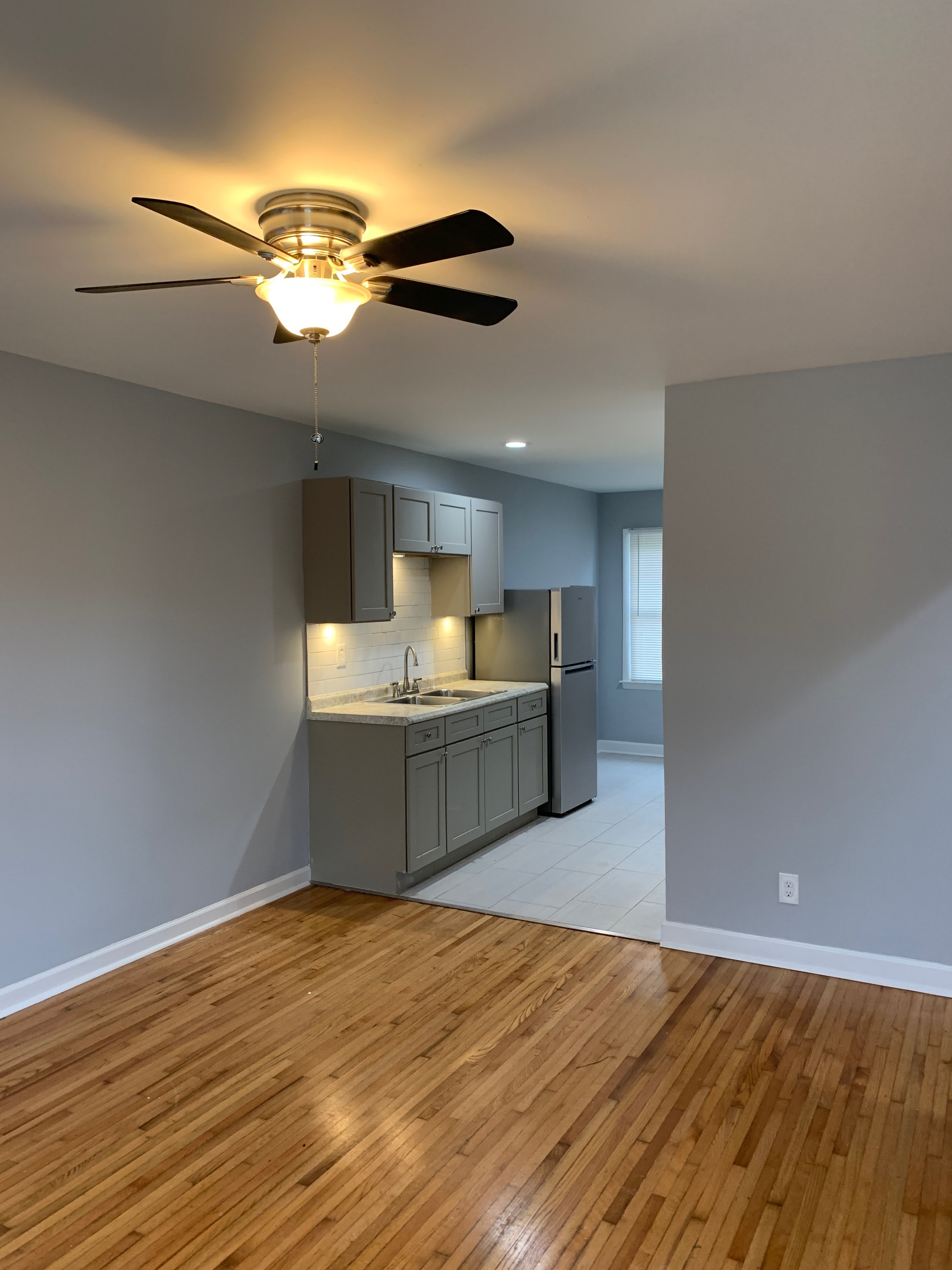 1403 Falcon Street – photo 5
