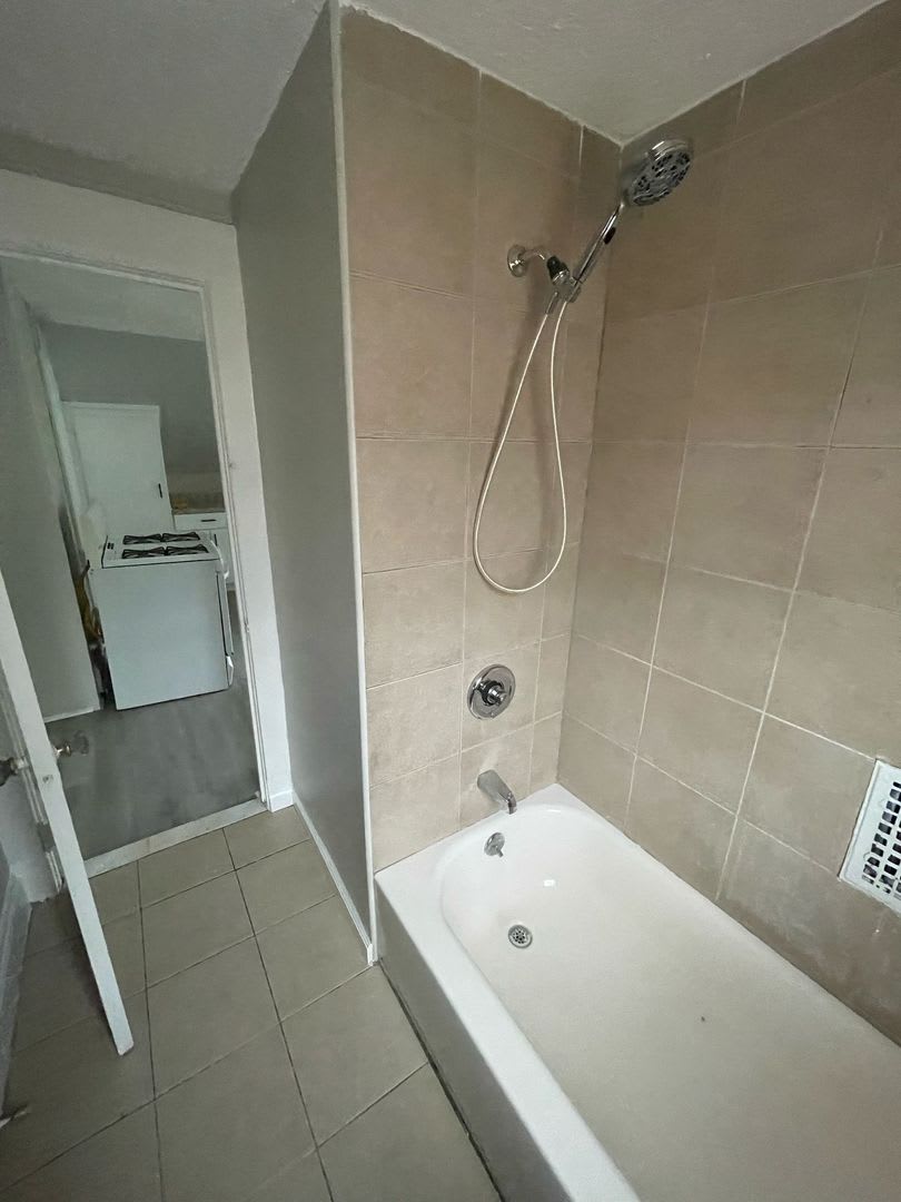 12 Harding – photo 2