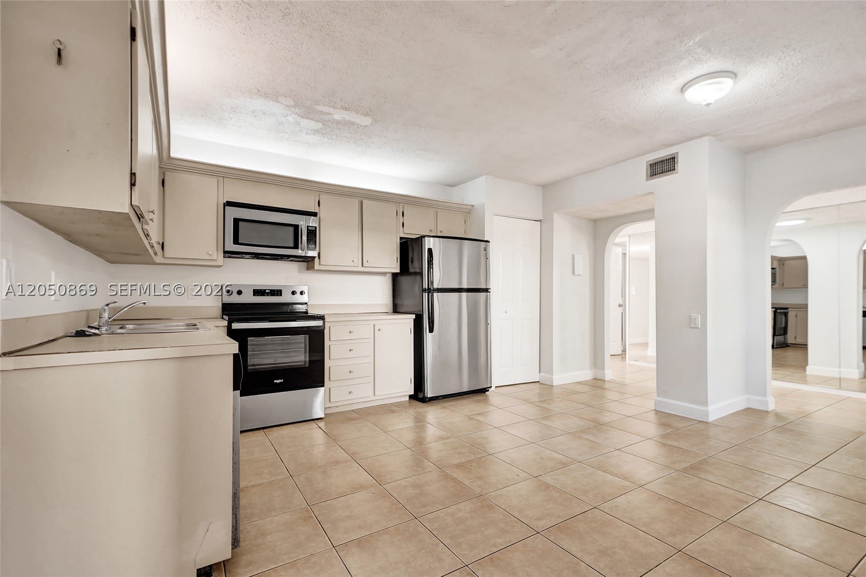 8798 Holly Ct – photo 4