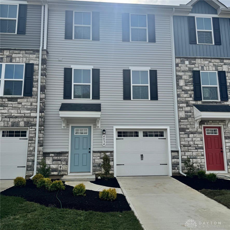 4034 Hemlock Court – photo 1