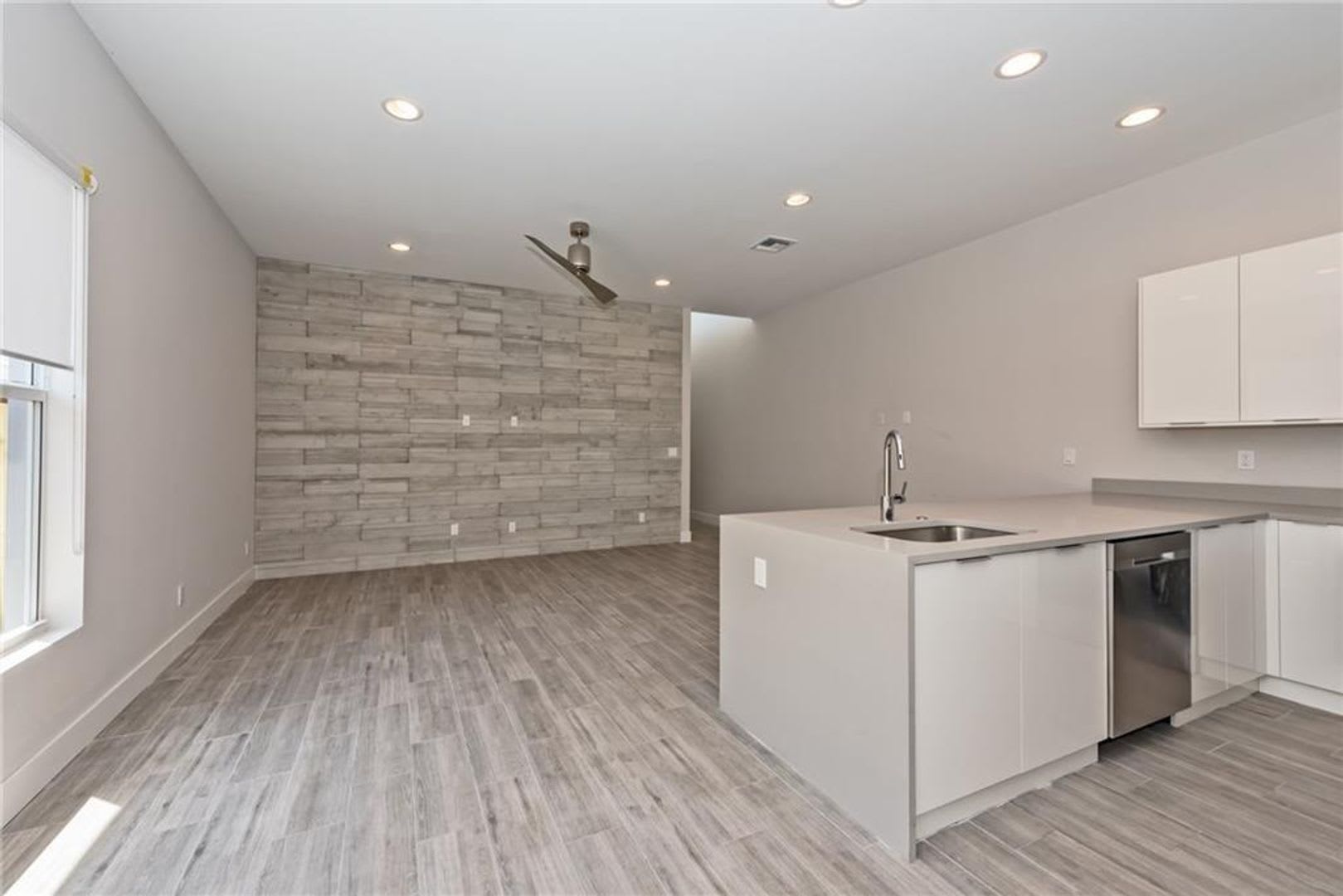 1105 NE 2nd Avenue, Fort Lauderdale, FL 33304 – photo 3