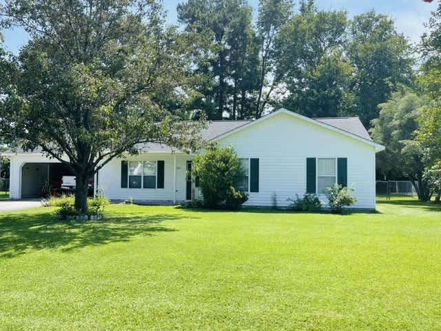 203 Devonshire Drive – photo 3