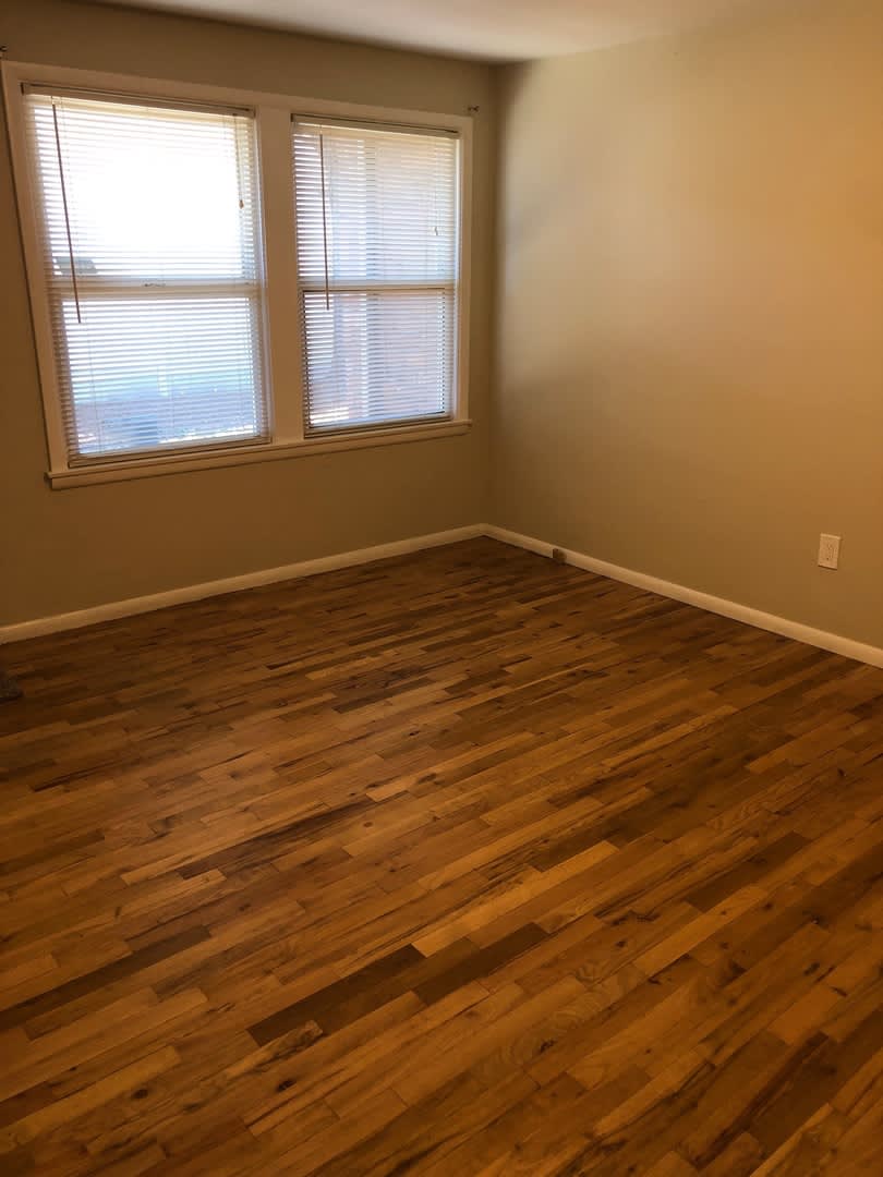 Eastlake Condo – photo 3