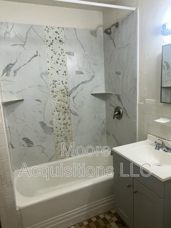 1437 S Rusk St – photo 3
