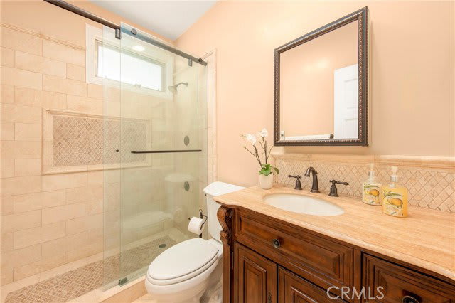 3546 Dixie Canyon Place – photo 5
