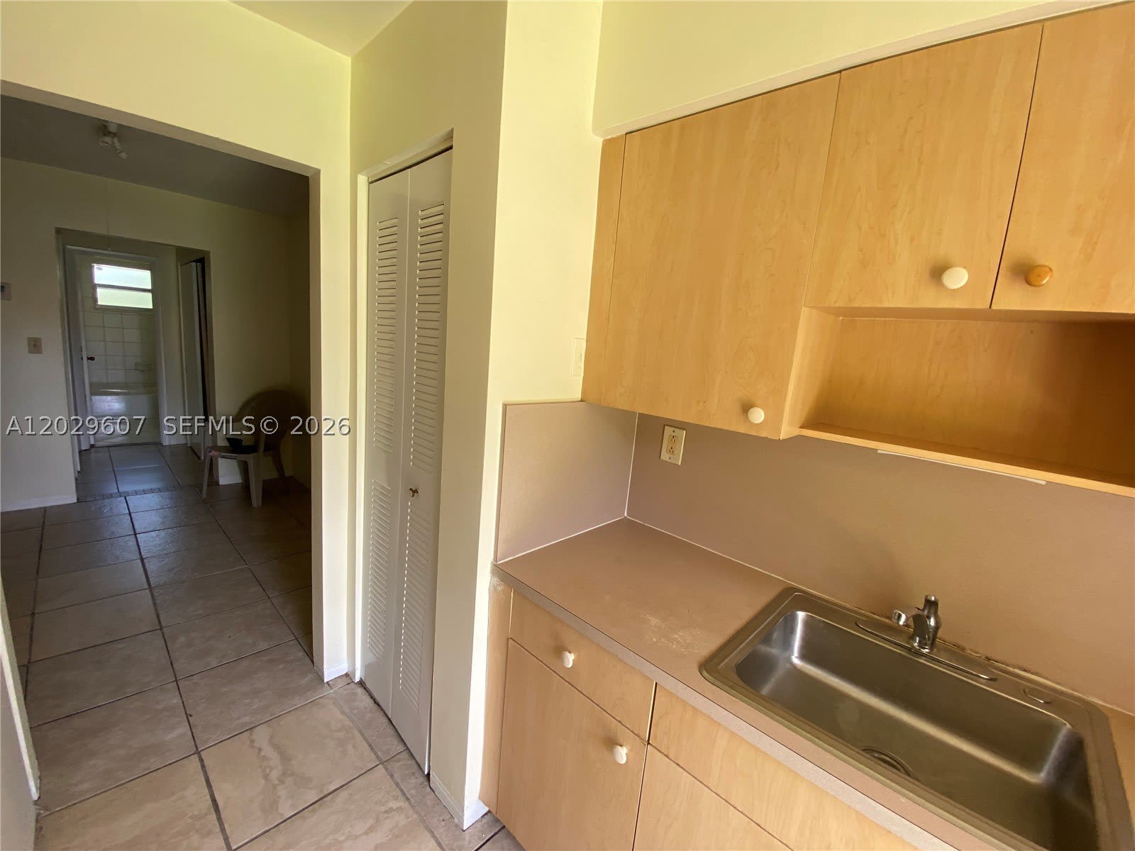 2400 NE 188th St – photo 5