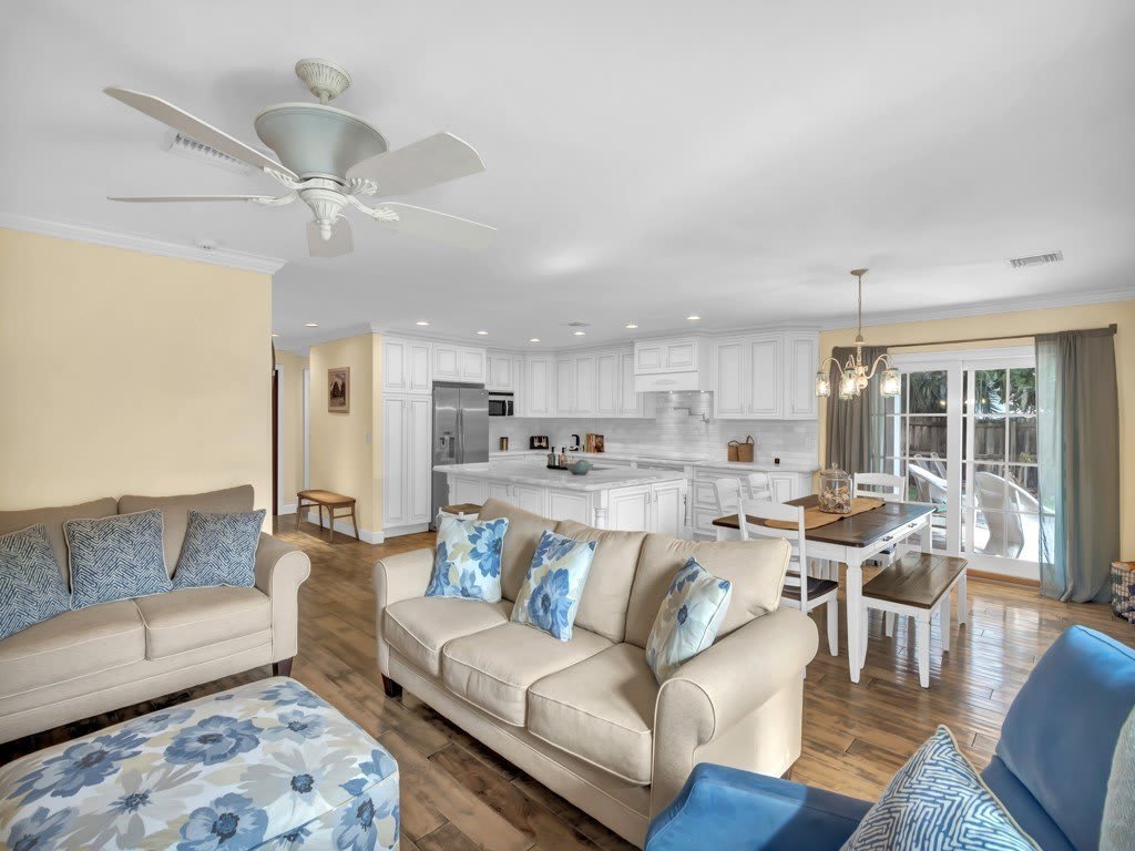 726 Flamevine Lane – photo 5