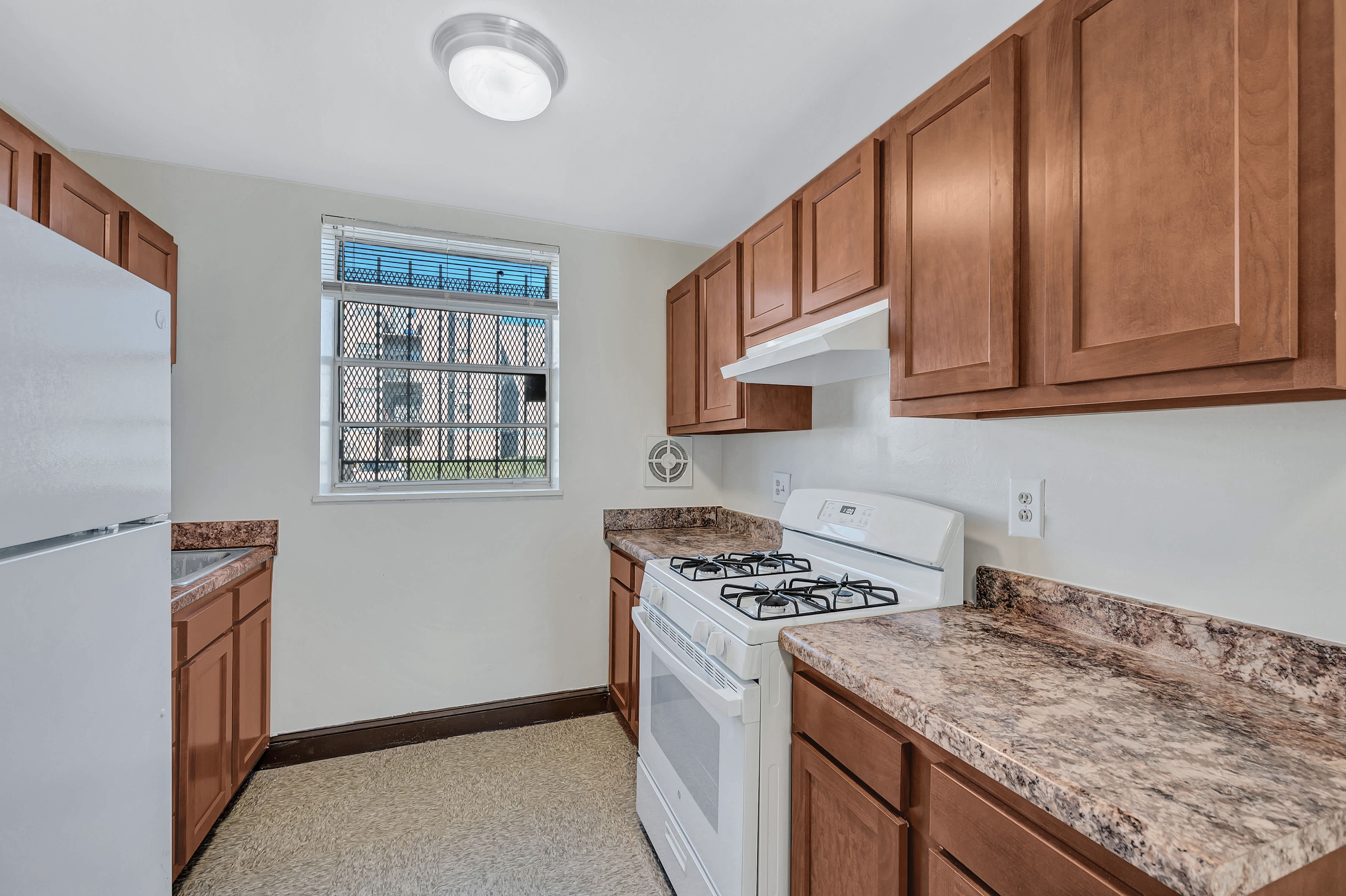 Brookland Manor – photo 3