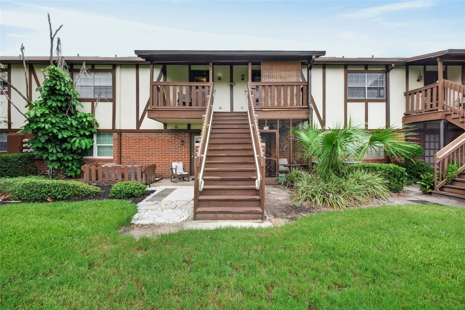 5301 HANSEL Avenue – photo 1