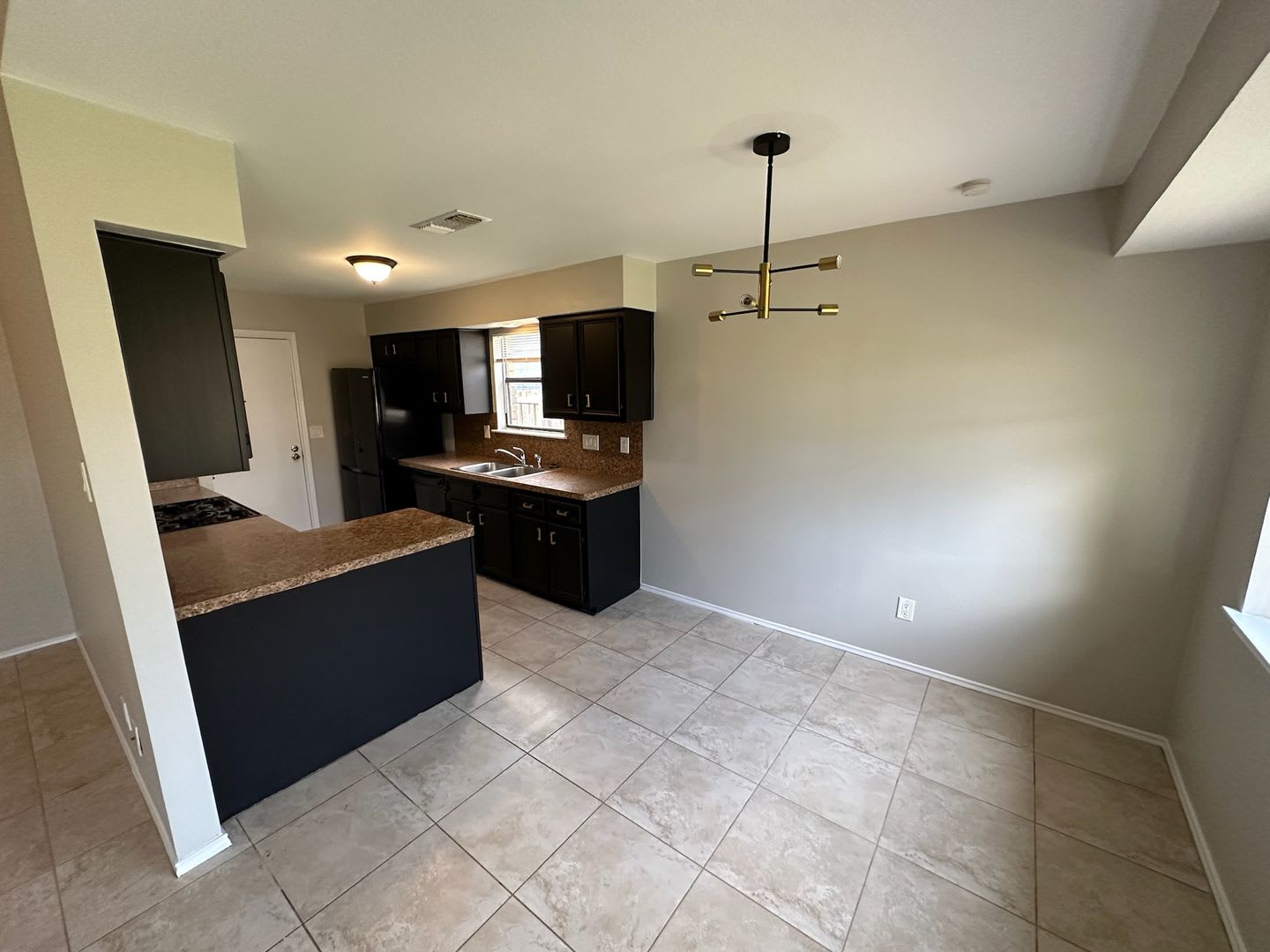 Great Anderson Mill Home! – photo 5