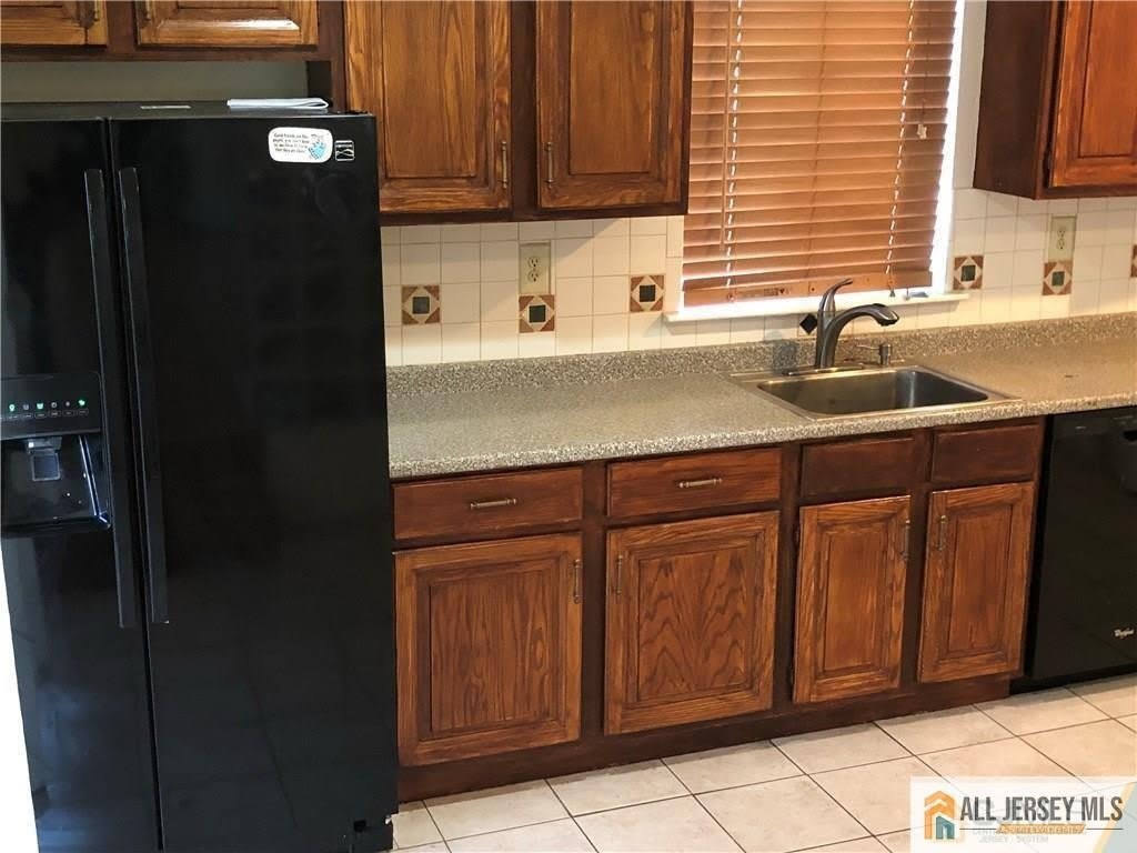 162 Westgate Drive – photo 4