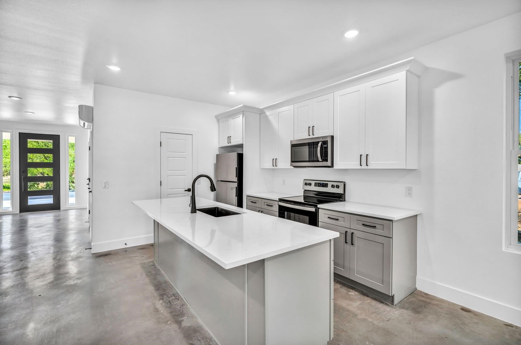 1006 E Marble Street – photo 5