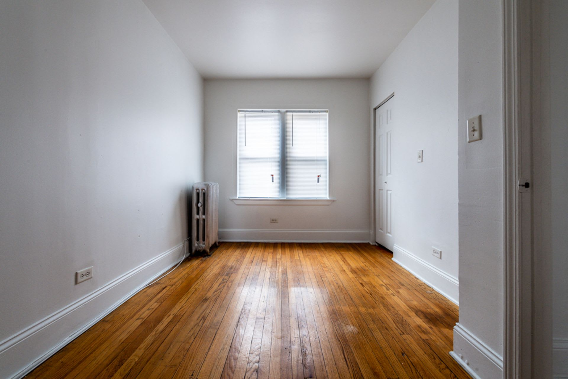 7800 S Kingston-South Shore Apartments – photo 5