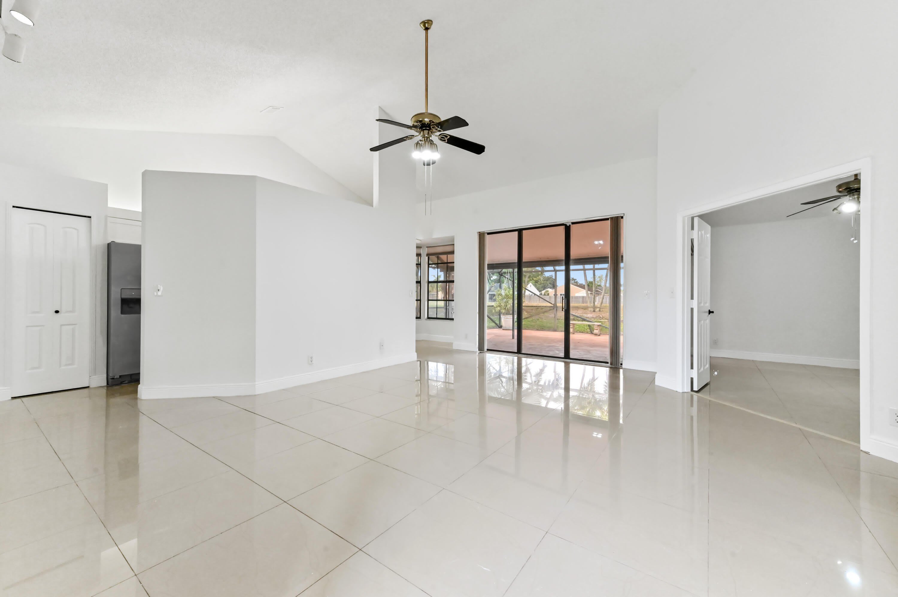 5421 Helene Circle – photo 4