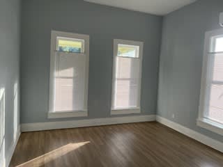 110 East 8th Street – photo 4