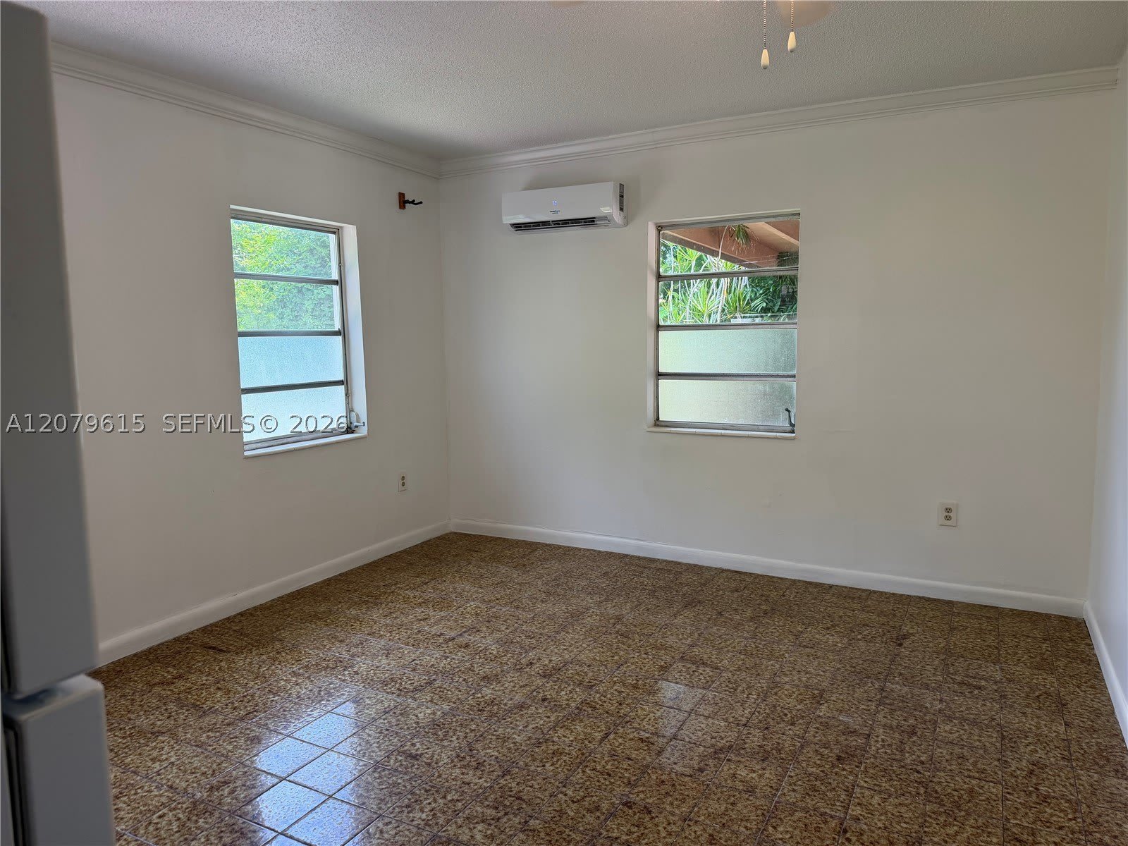 2725 SW 82 Avenue – photo 4