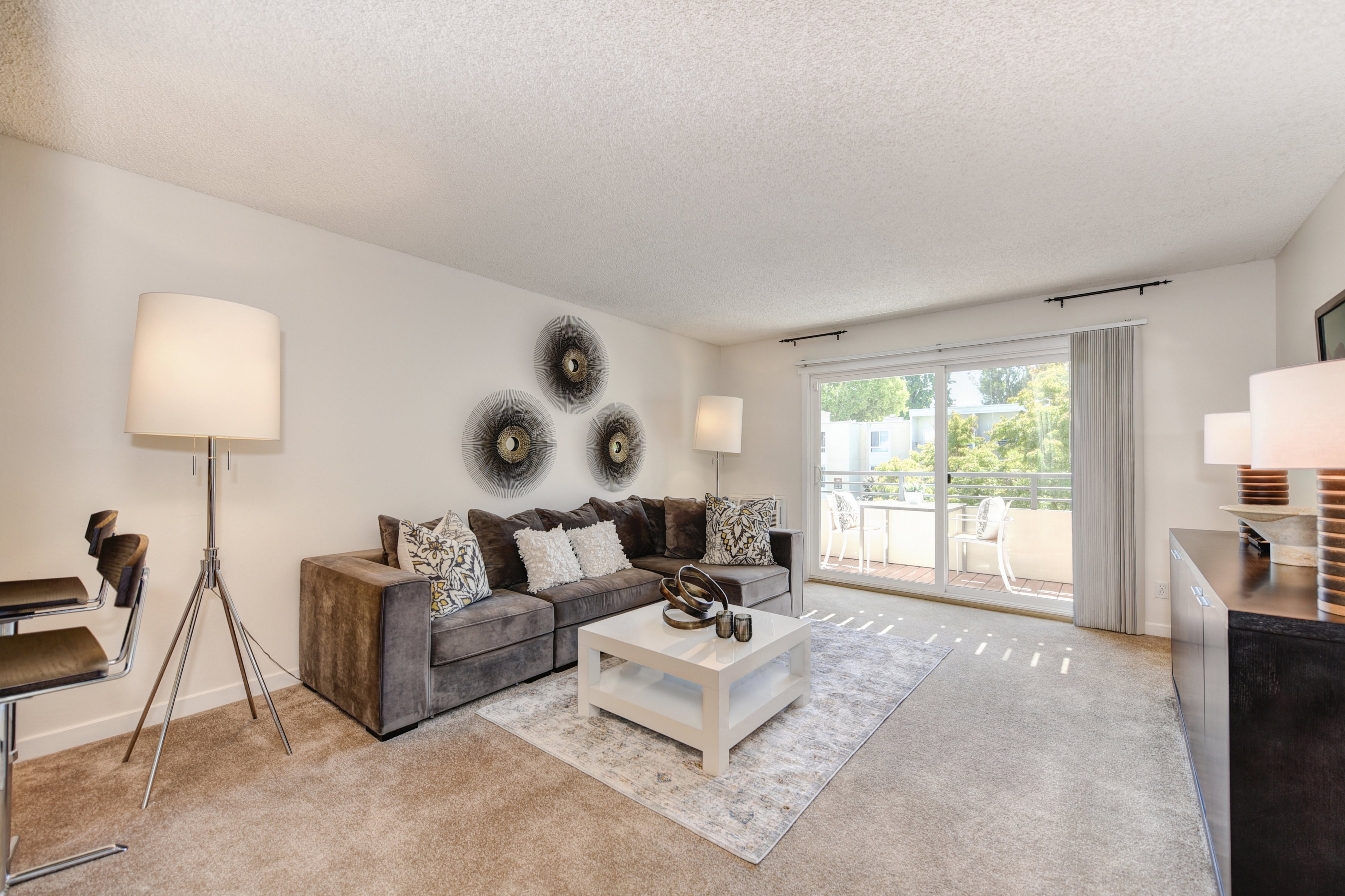 The Retreat Apartments – photo 2