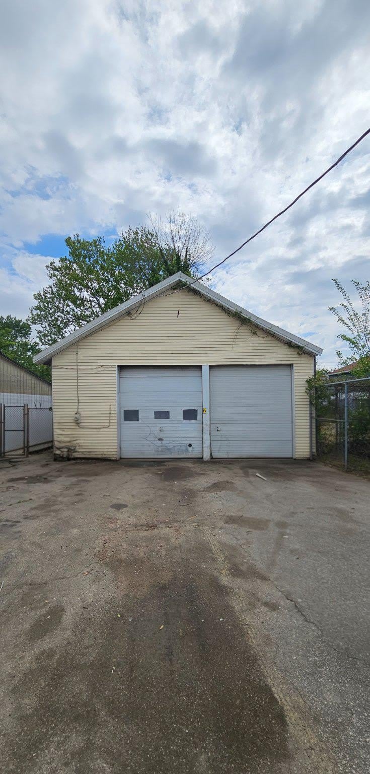 441 N FRONT Street – photo 2