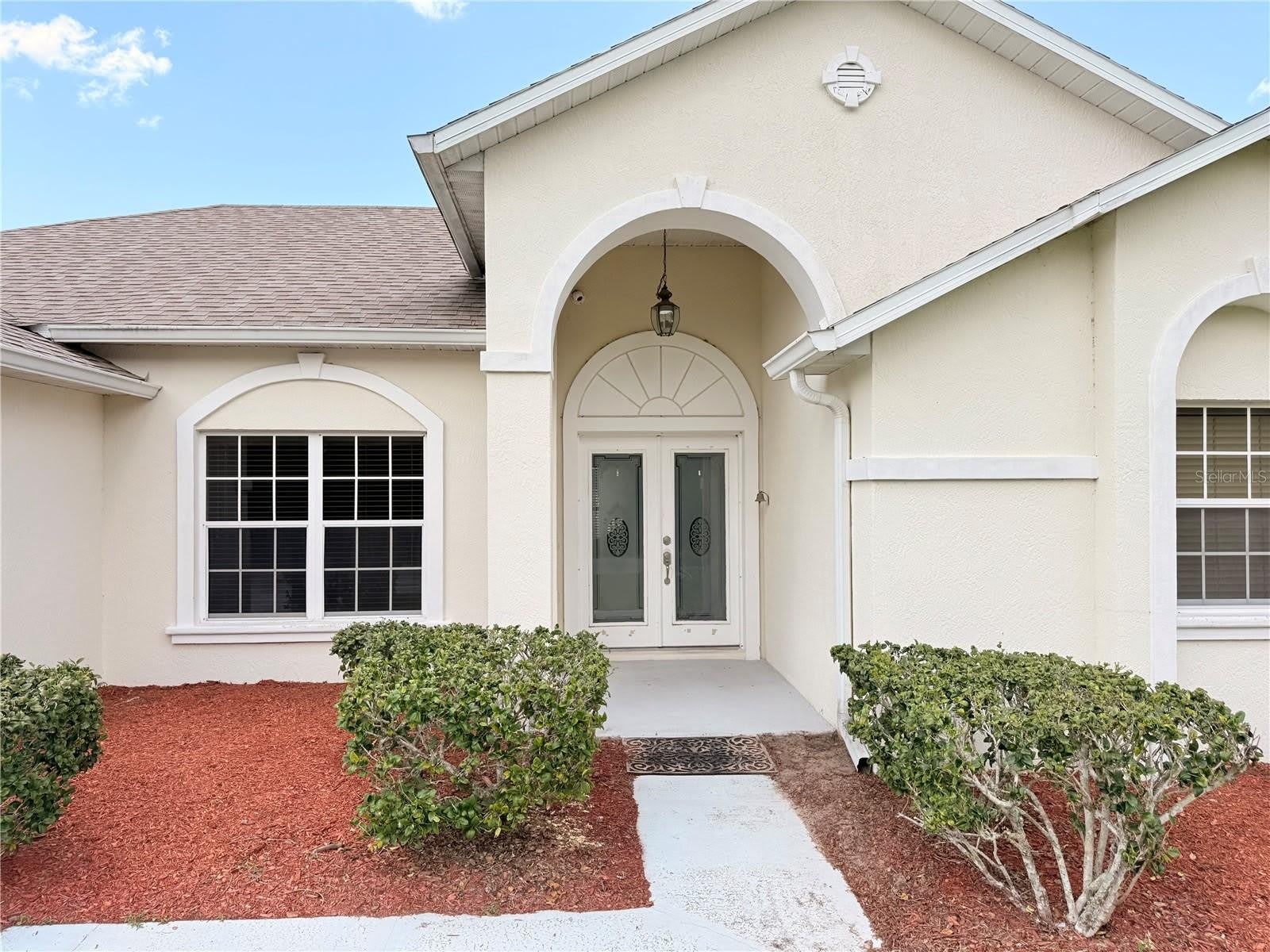 3010 VICTORIA Drive – photo 2