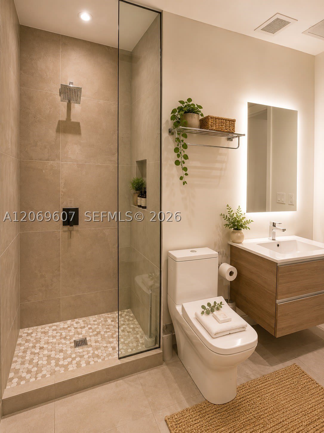 229 SW 9th St – photo 3