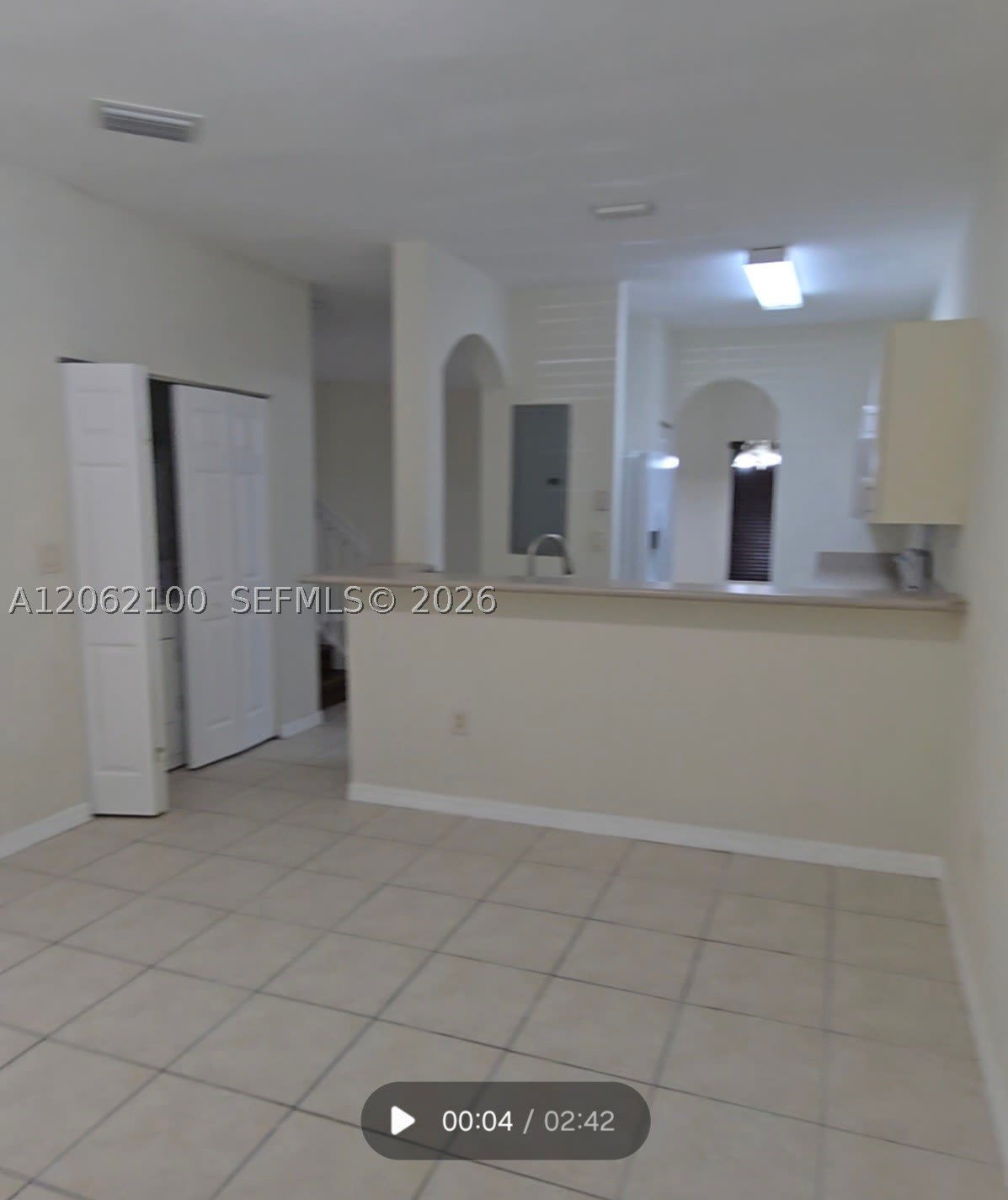 4917 SW 141st Ave – photo 3
