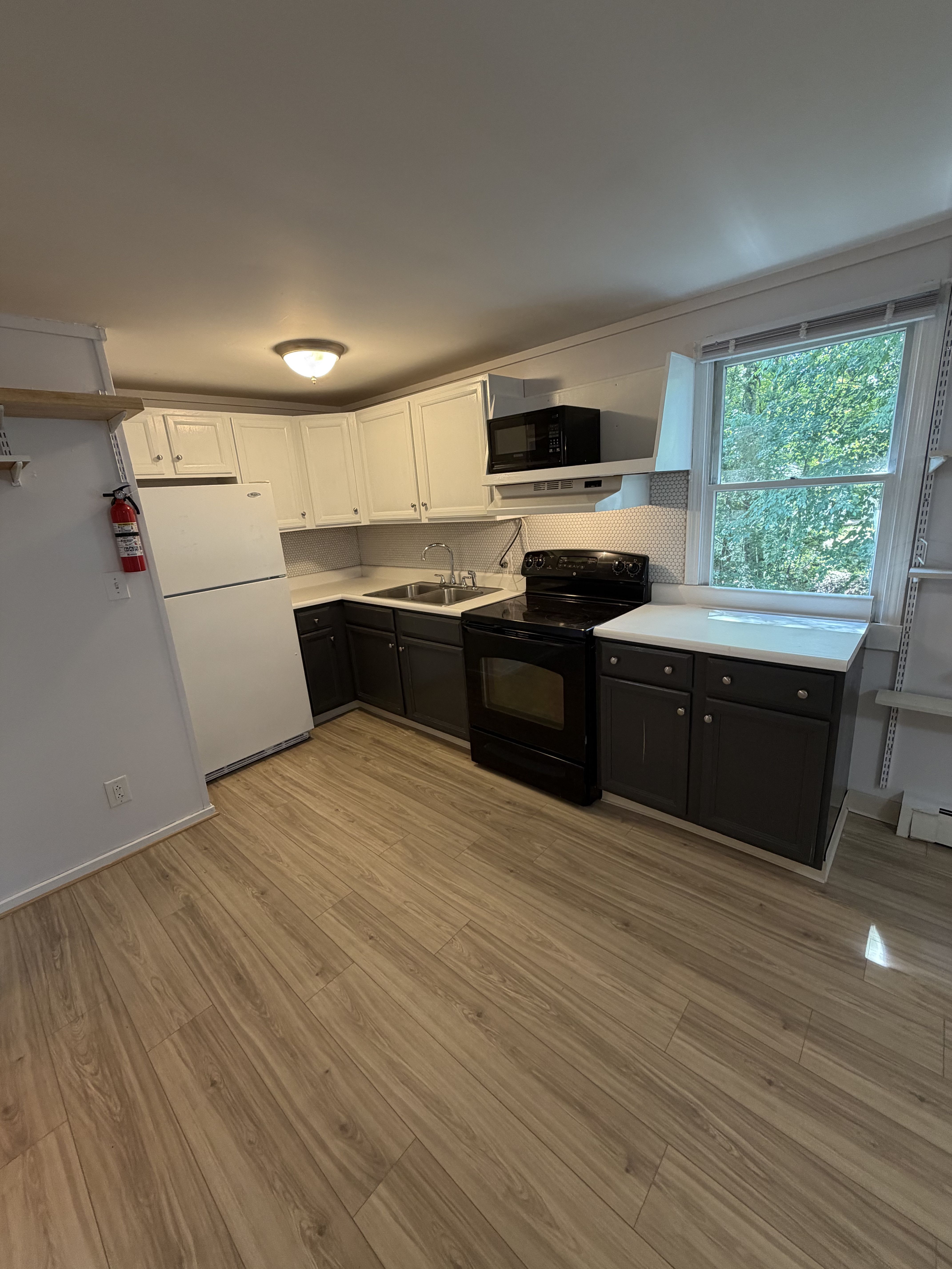 312 Washington Street – photo 1