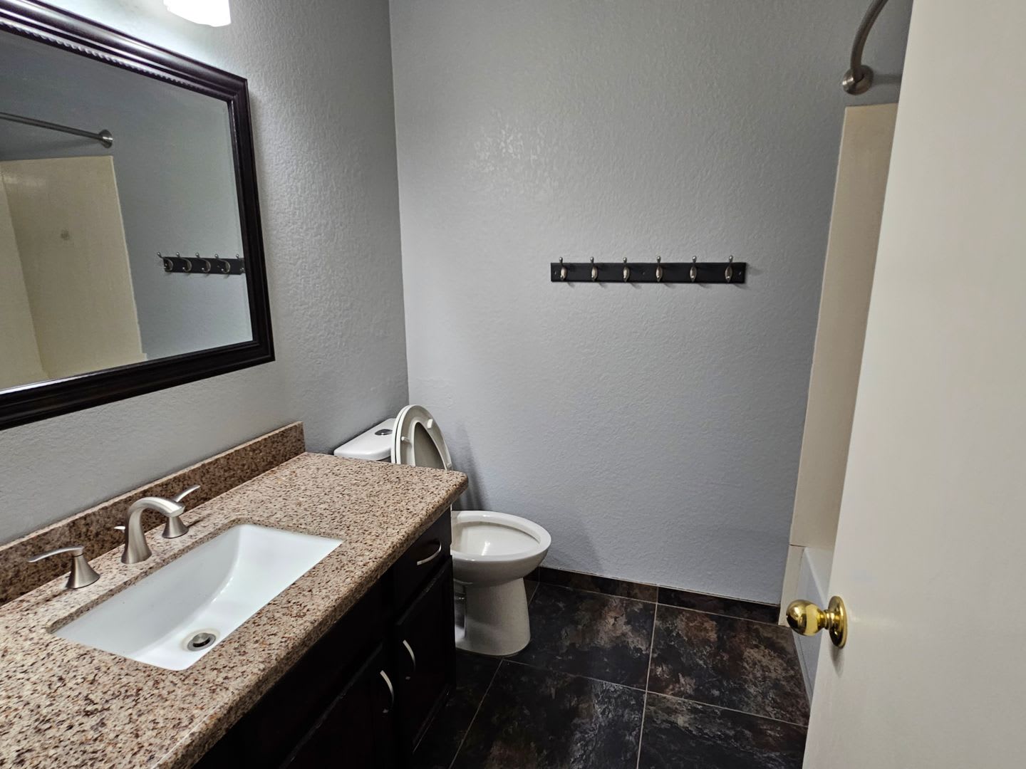 Spacious 3bd home in peoria – photo 2