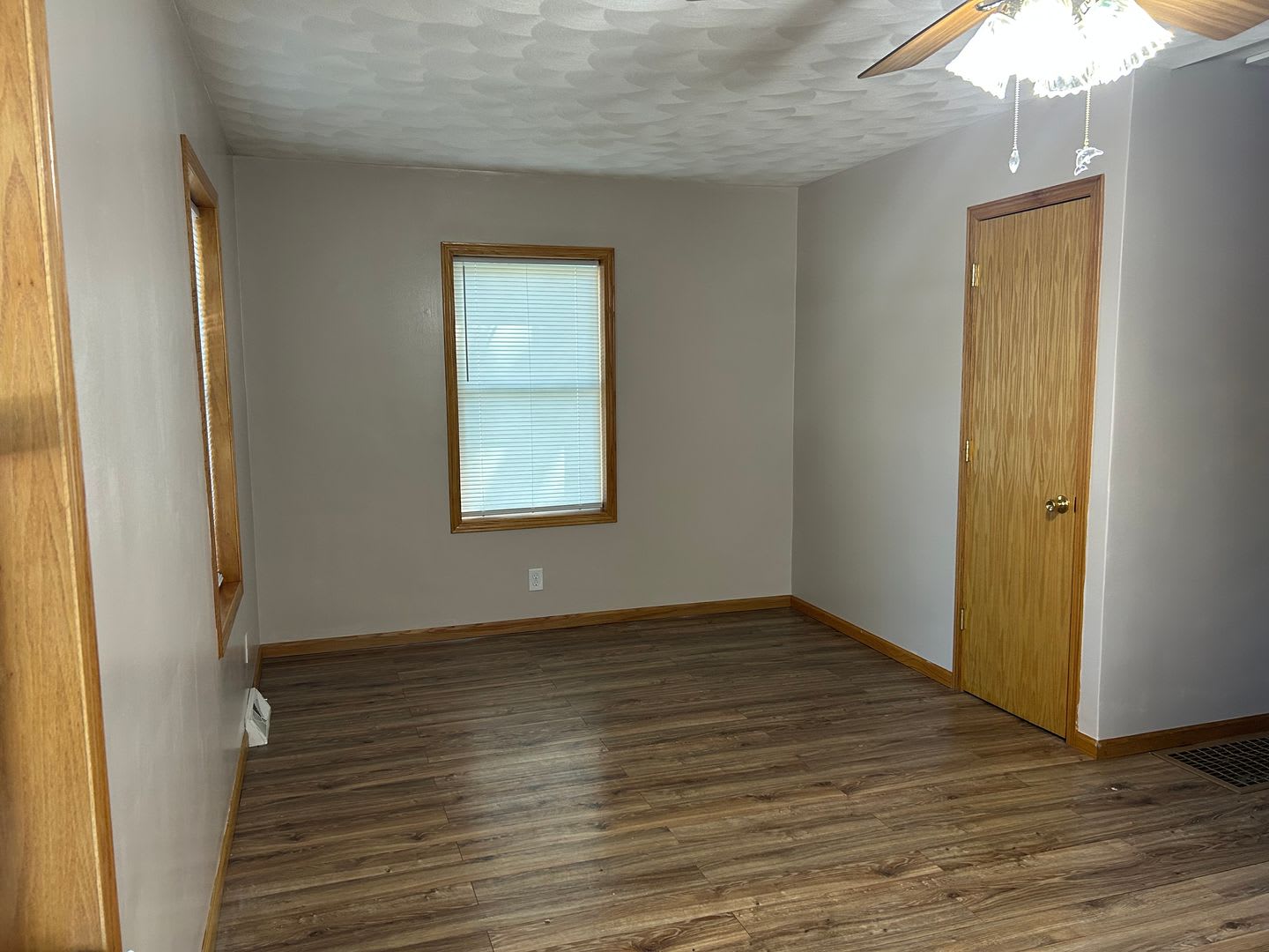 Updated 3-Bedroom Home – photo 5