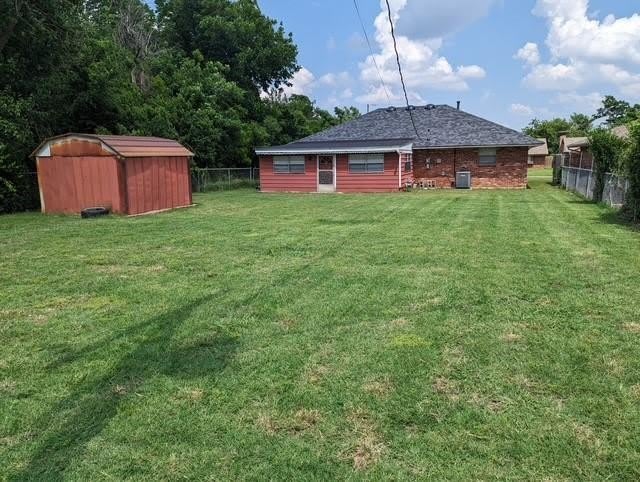 4205 Nicklas Avenue – photo 2